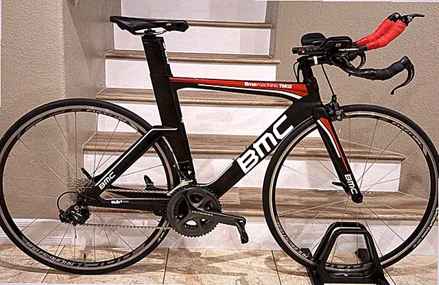 Black/Red BMC TM02 Triathlon/TT Carbon Small Bike Shimano Ultegra Derailleurs